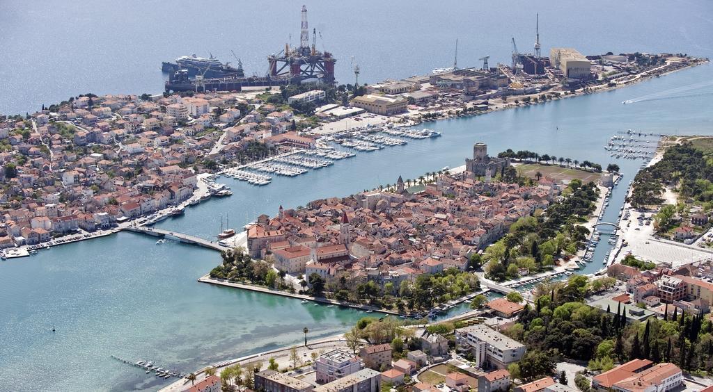 Apartment Fabijanko Oldtown Trogir Dış mekan fotoğraf