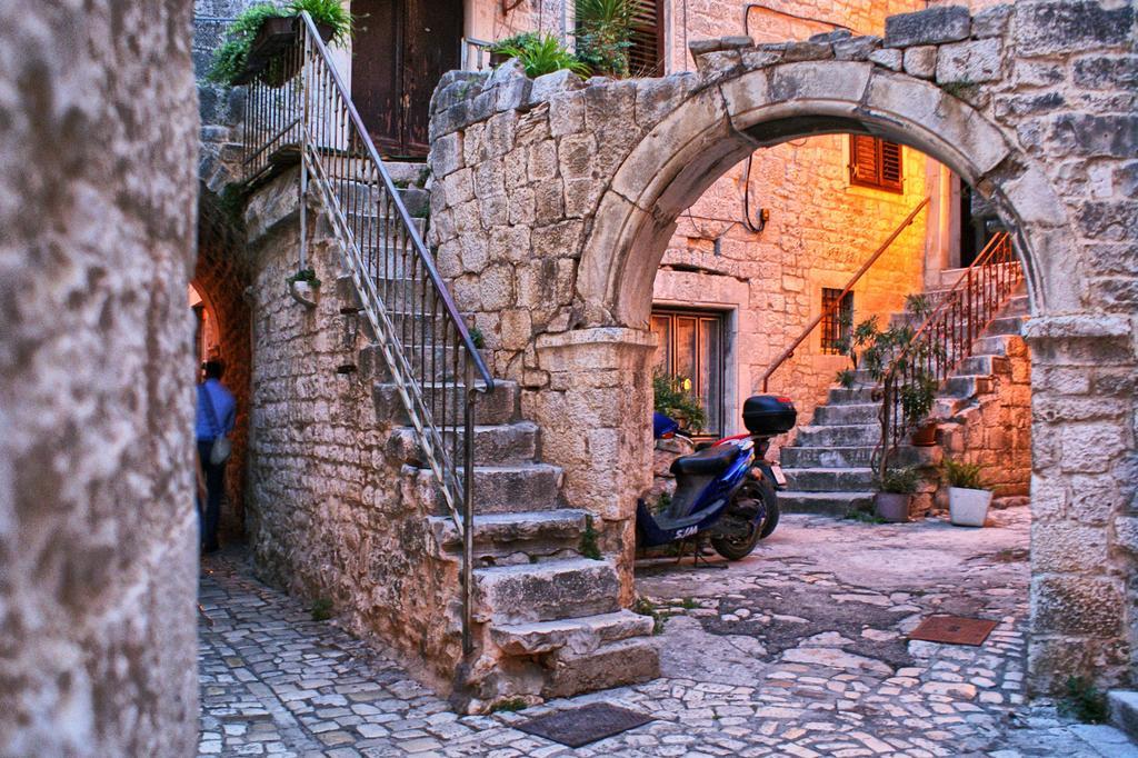Apartment Fabijanko Oldtown Trogir Dış mekan fotoğraf